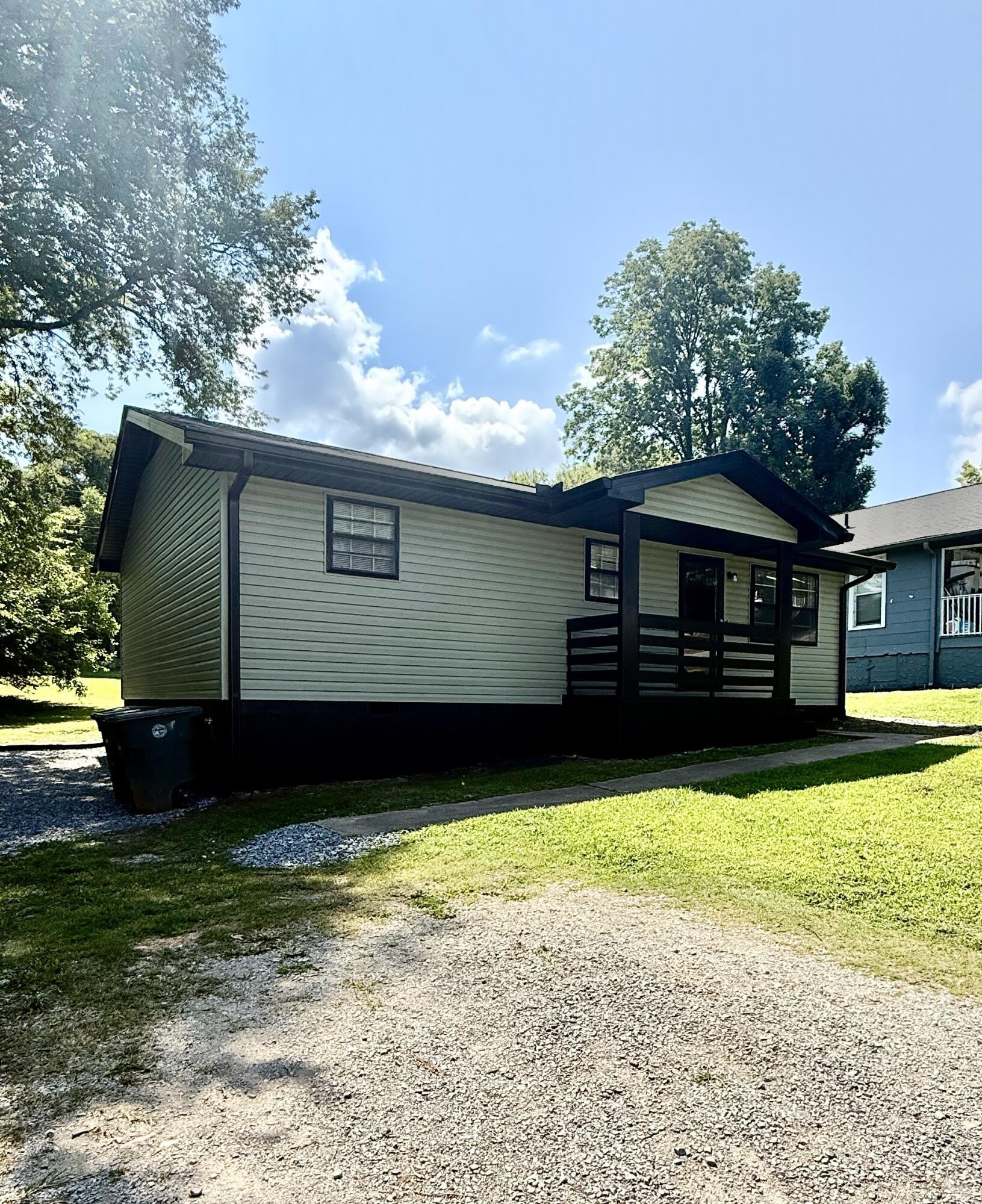 2604 12th Avenue – photo 1