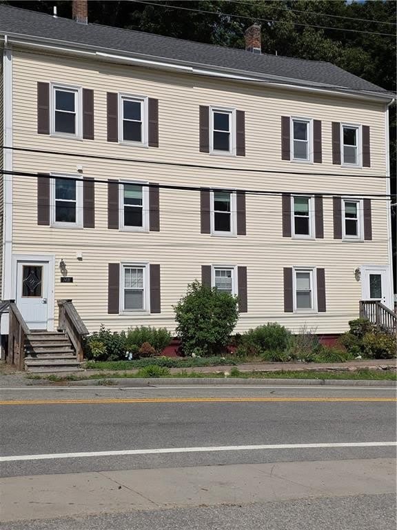 1431 Smithfield Avenue – photo 1 of 8