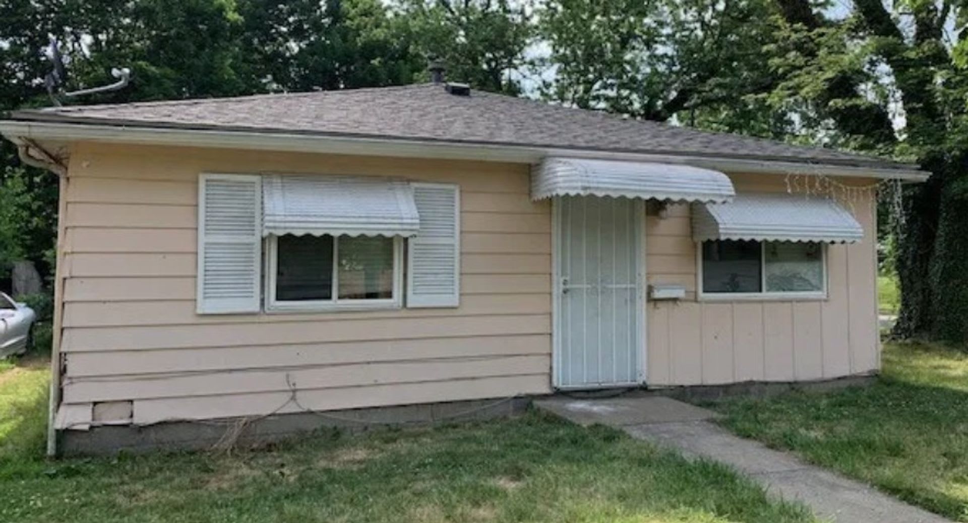 Akron 3 Bedroom Single Family Home – photo 1