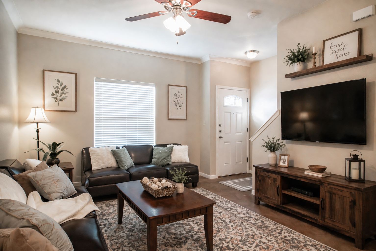 110 Vista Alta St – photo 1