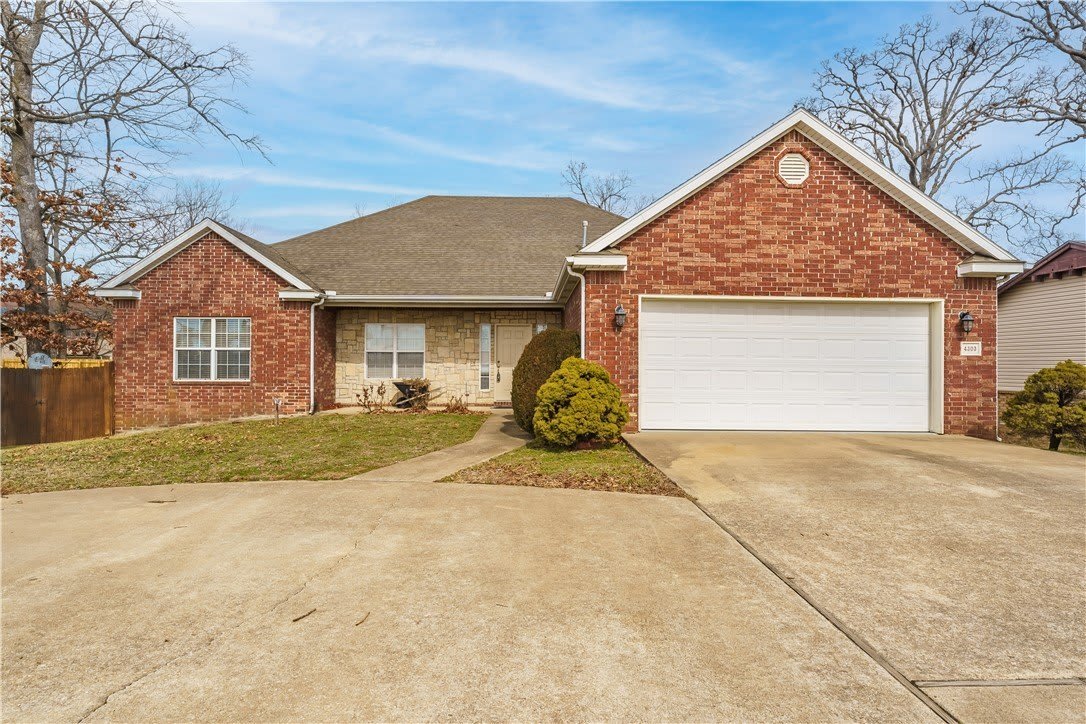 4303 W Olive Street – photo 1