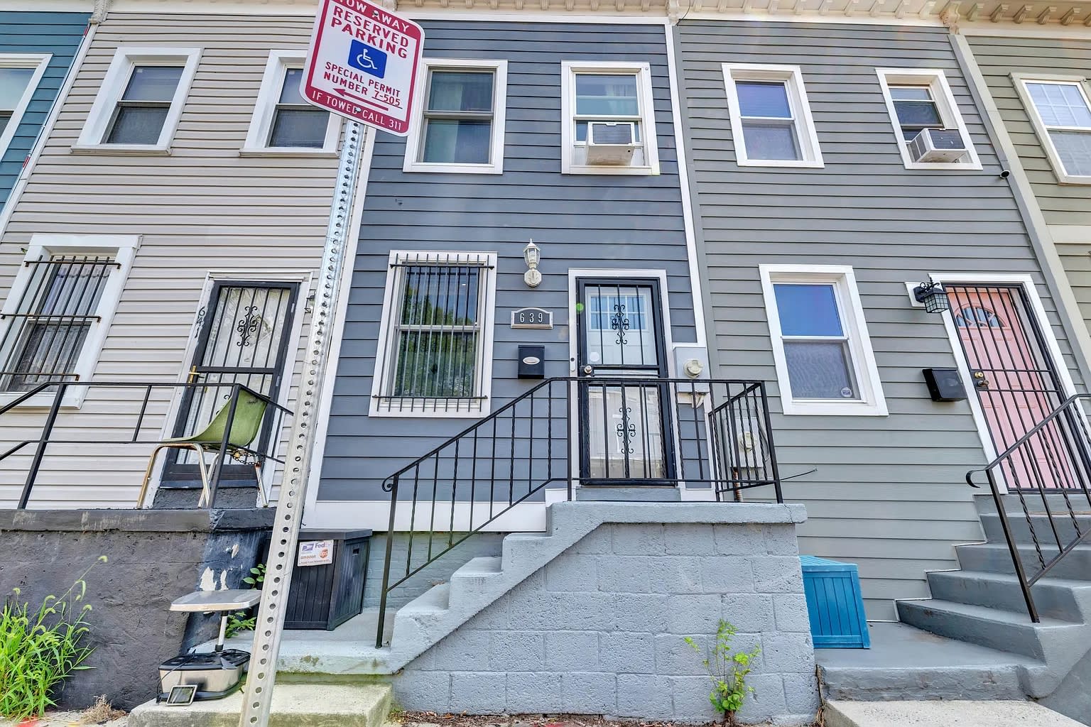 639 20th Street Northeast – photo 1