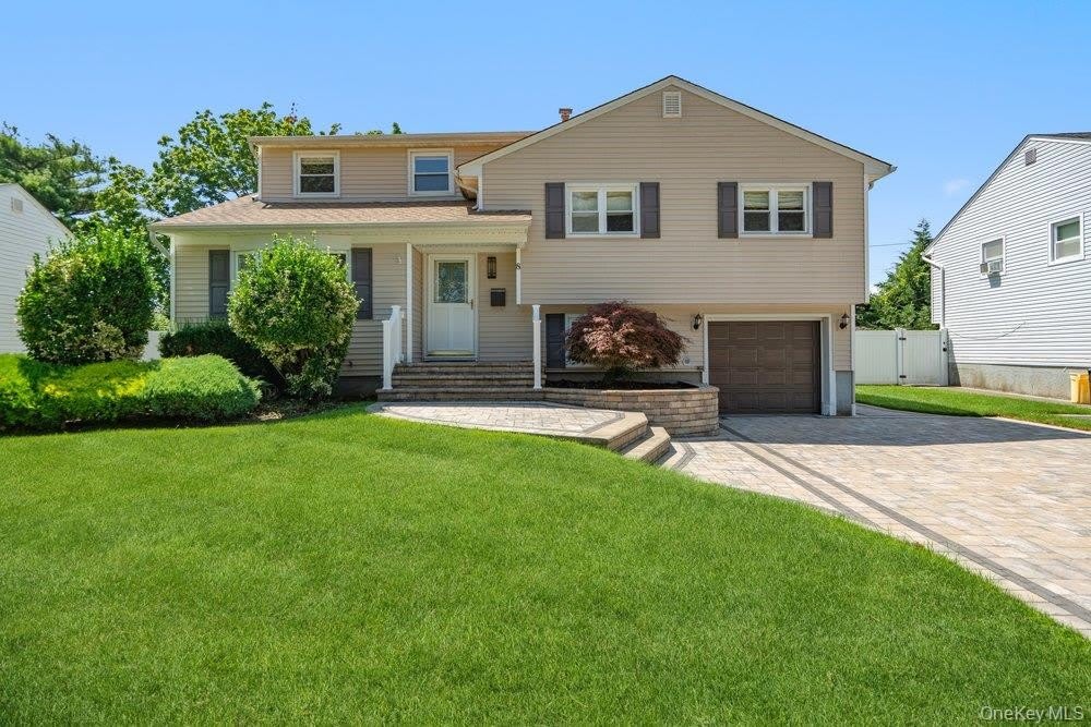 8 Radnor Court – photo 1