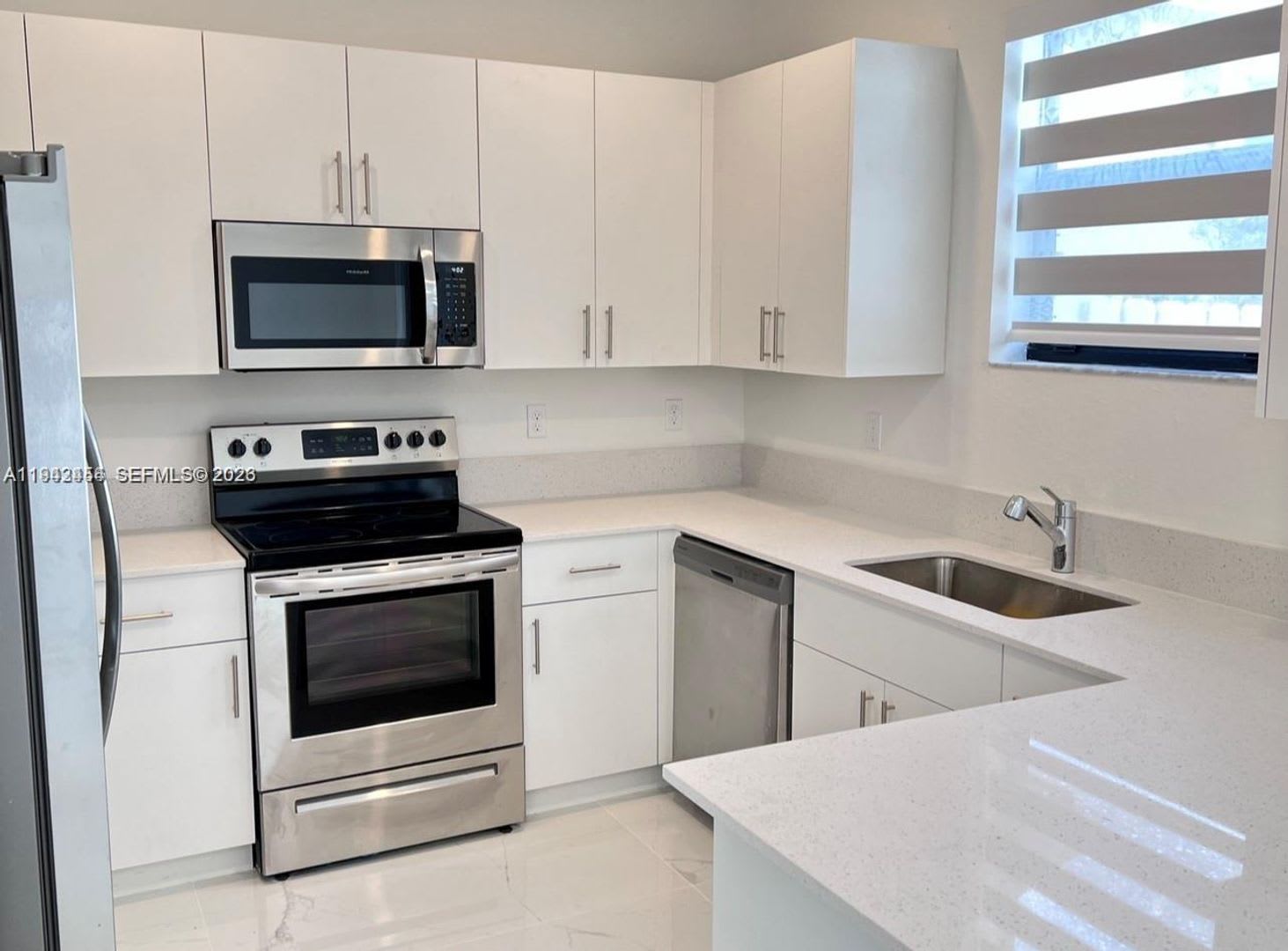 15903 Sw 2Nd Place 15903 Pembroke Pines Fl 33027 – photo 1