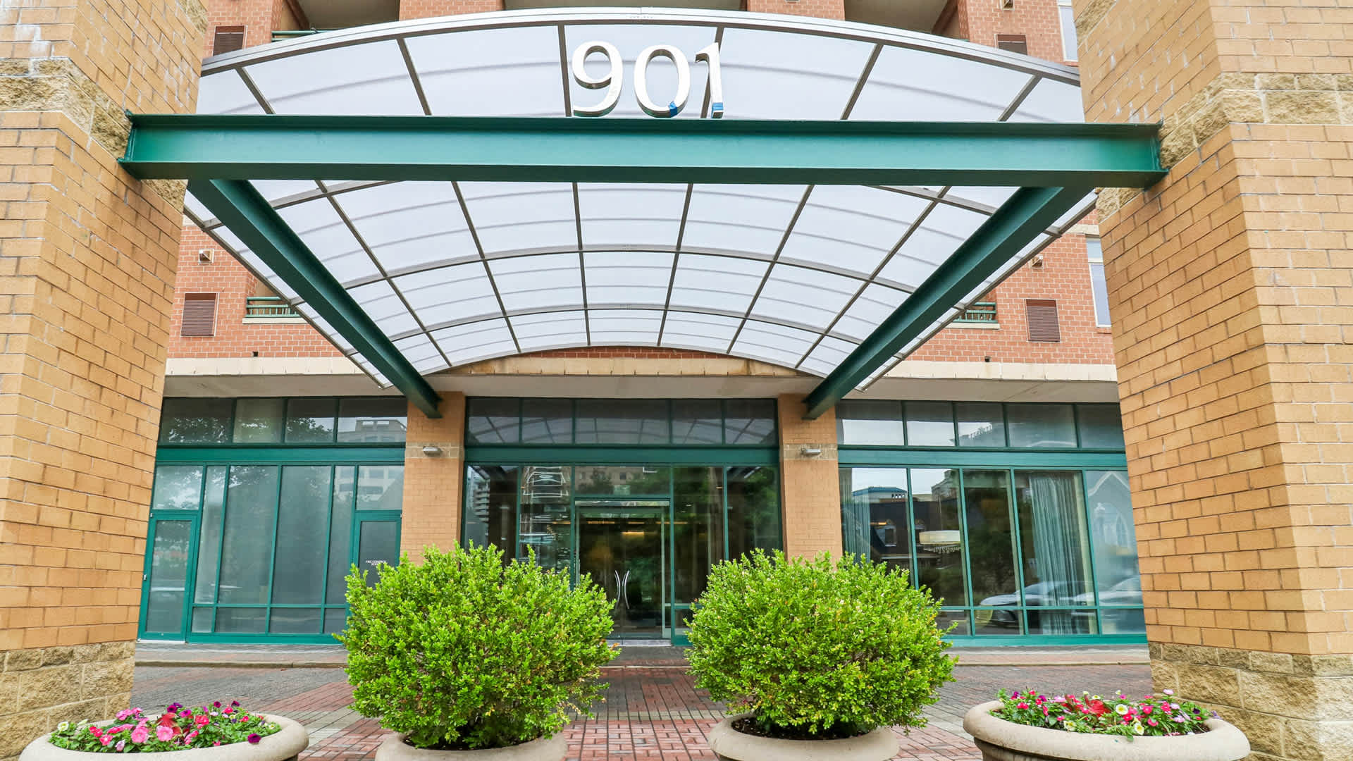 Virginia Square – photo 1