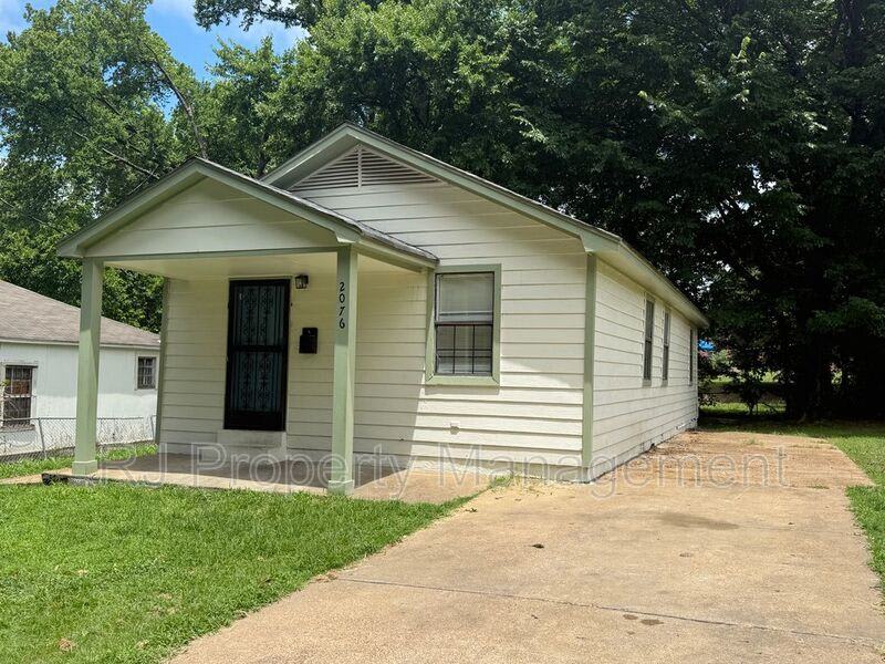 2076 Goff Ave – photo 1