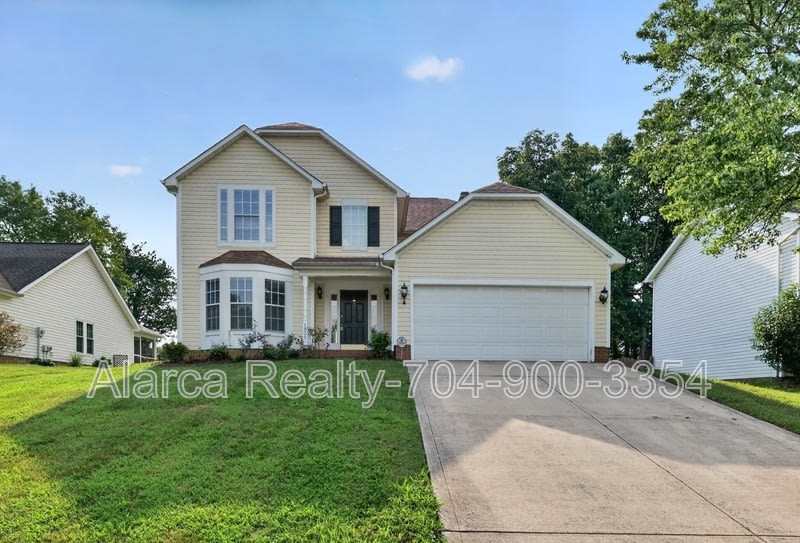 1901 Misty Vale Rd – photo 1 of 37
