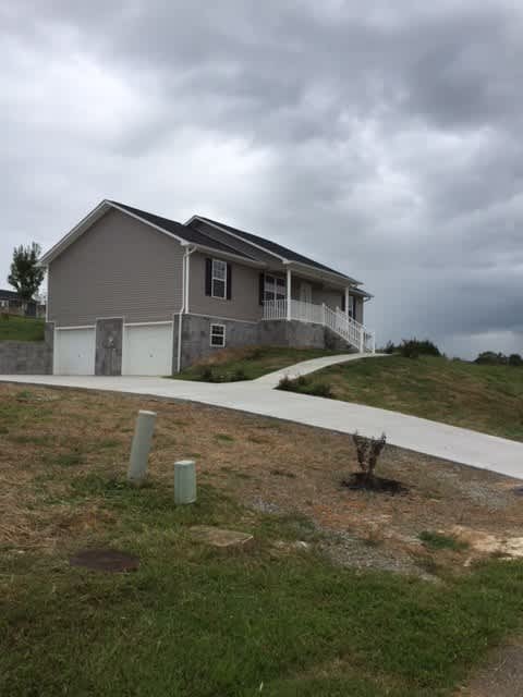 31 Primrose Ct – photo 1 of 34
