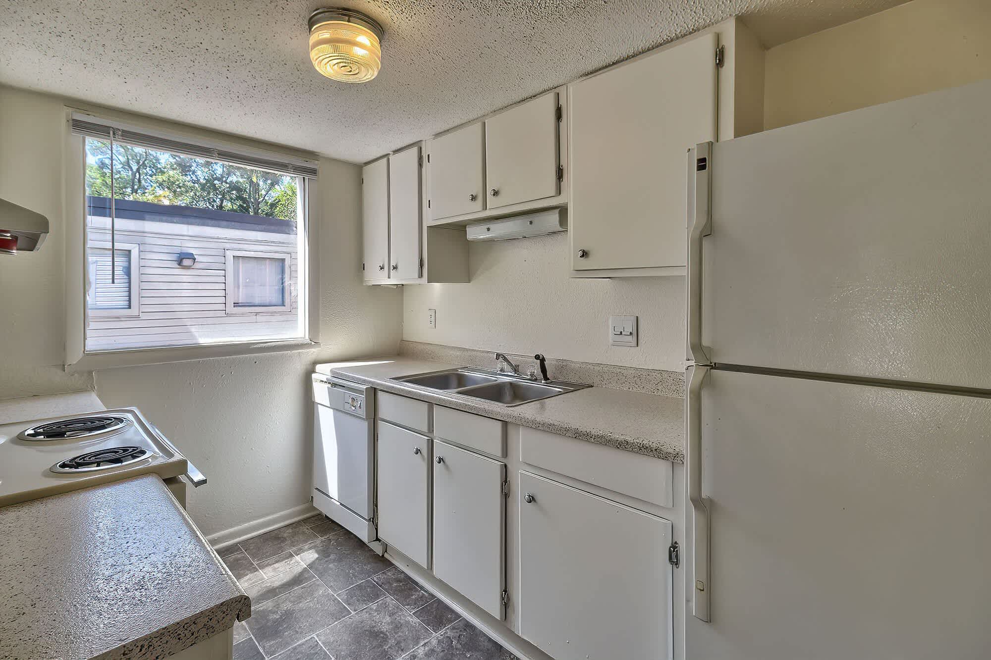 The Farrington Apartment Homes – photo 1 of 34
