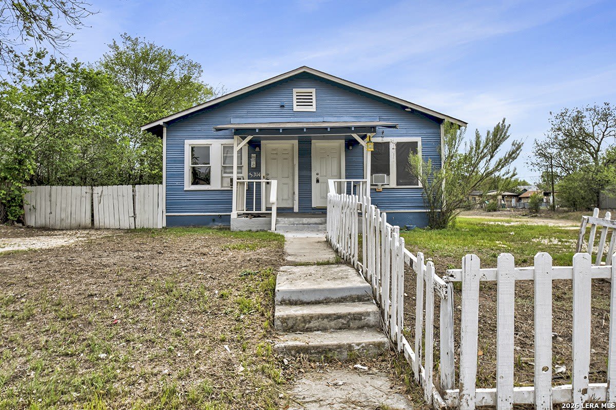 3314 Perez – photo 1