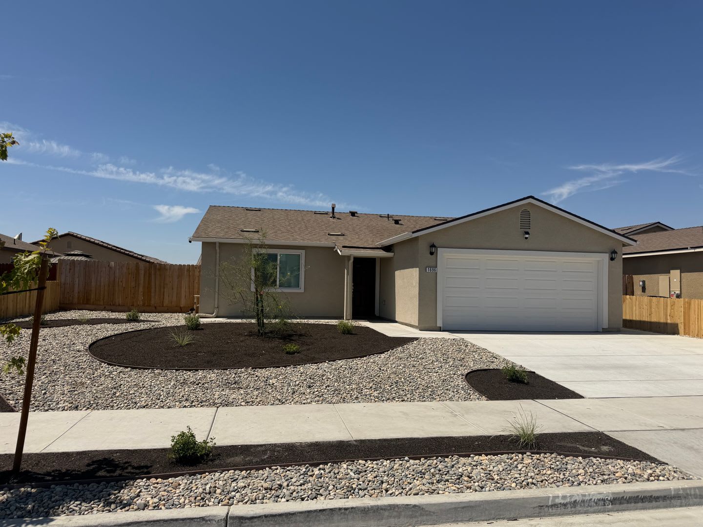 Beautiful Brand-New home for rent in Corcoran – photo 1 of 14