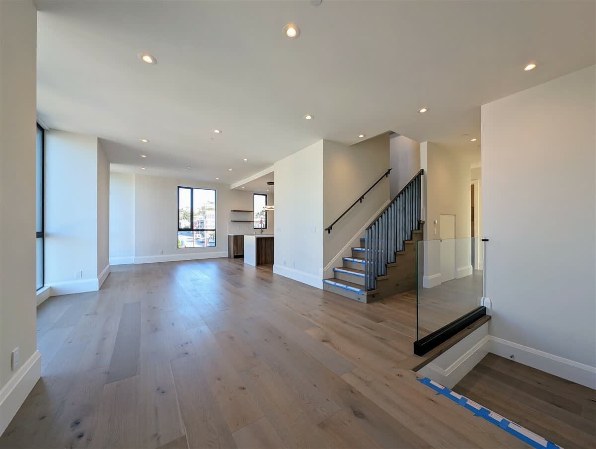 2707 23rd Street – photo 1