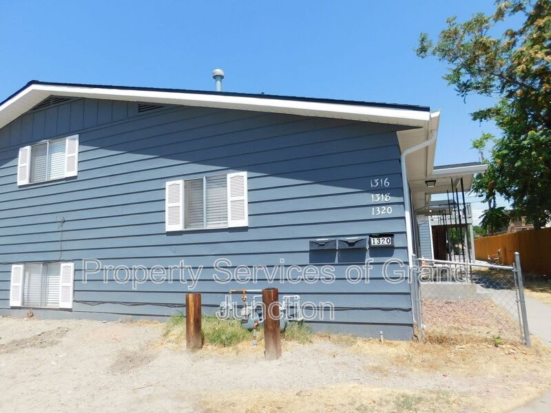 1318 Bunting Avenue – photo 1