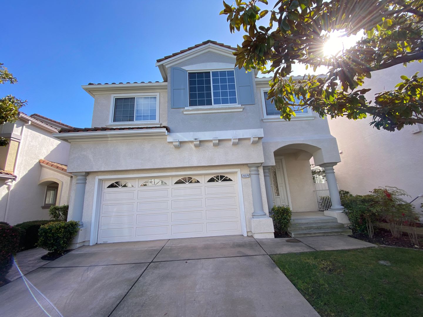 CUPERTINO – photo 1 of 32