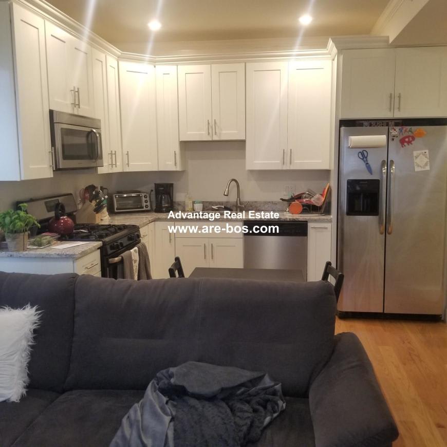121 Webster Ave. – photo 1