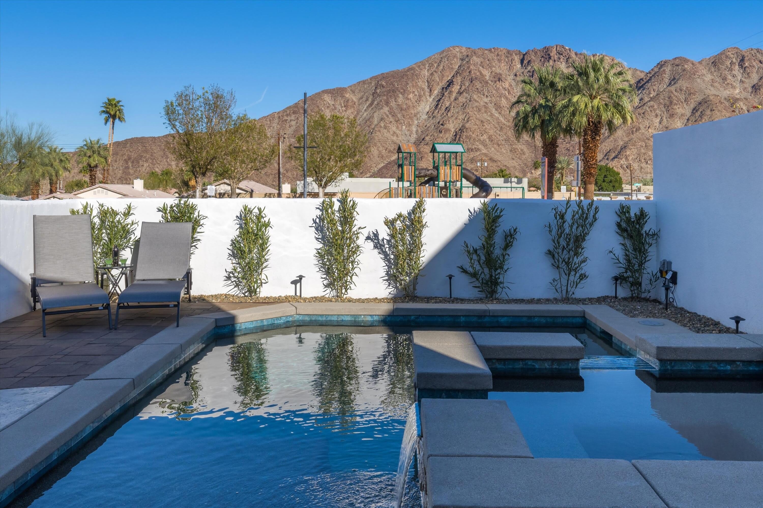 53445 Eisenhower Drive – photo 1