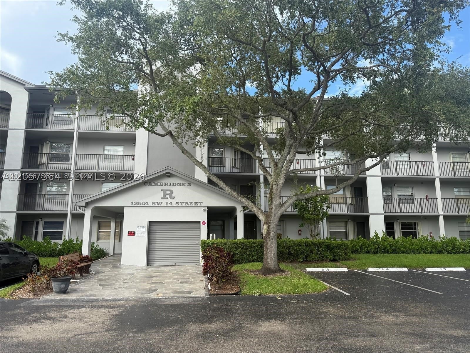 12501 SW 14th St – photo 1