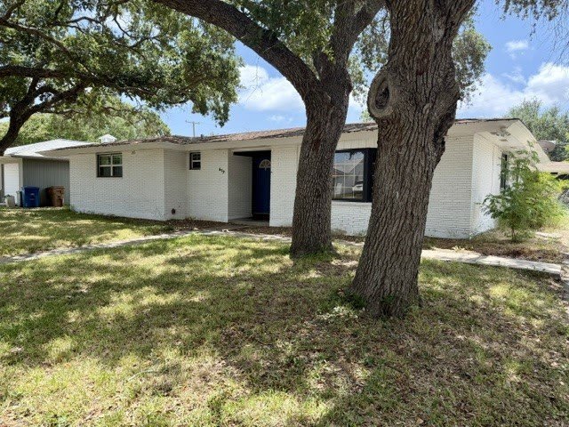 617 Williamson Place – photo 1