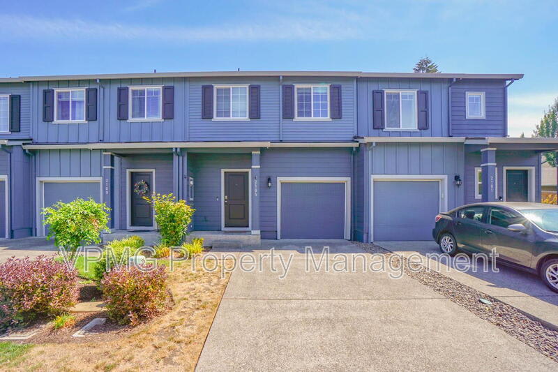 2105 Northeast 118th Place – photo 1