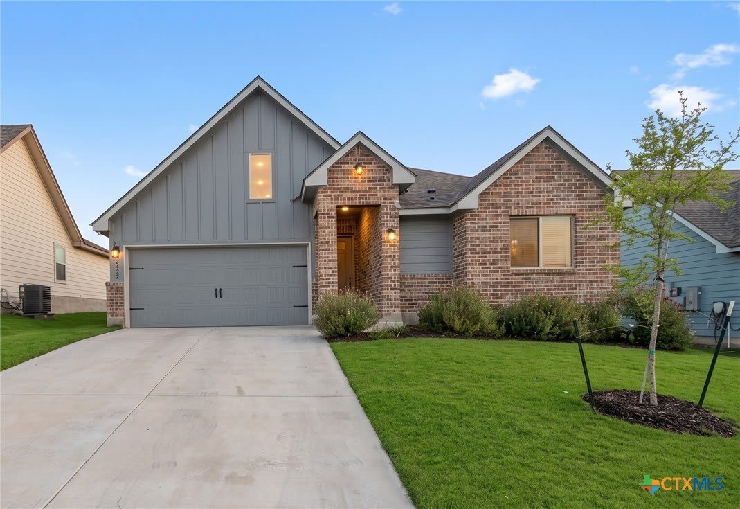 2478 Bee Creek Drive – photo 1 of 7