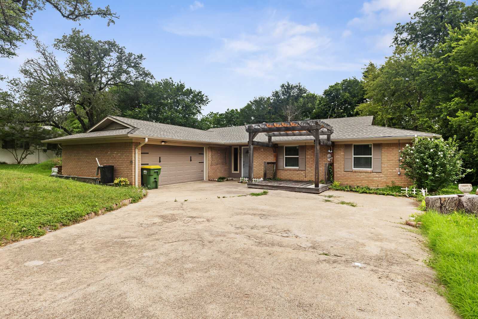 701 Topeka Drive – photo 1 of 17