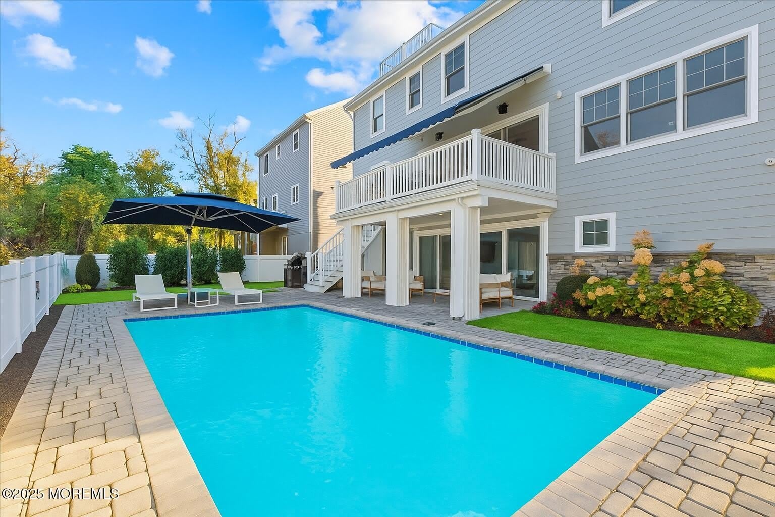 382 Western Avenue – photo 1