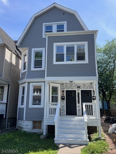 64 Llewellyn Ave – photo 1