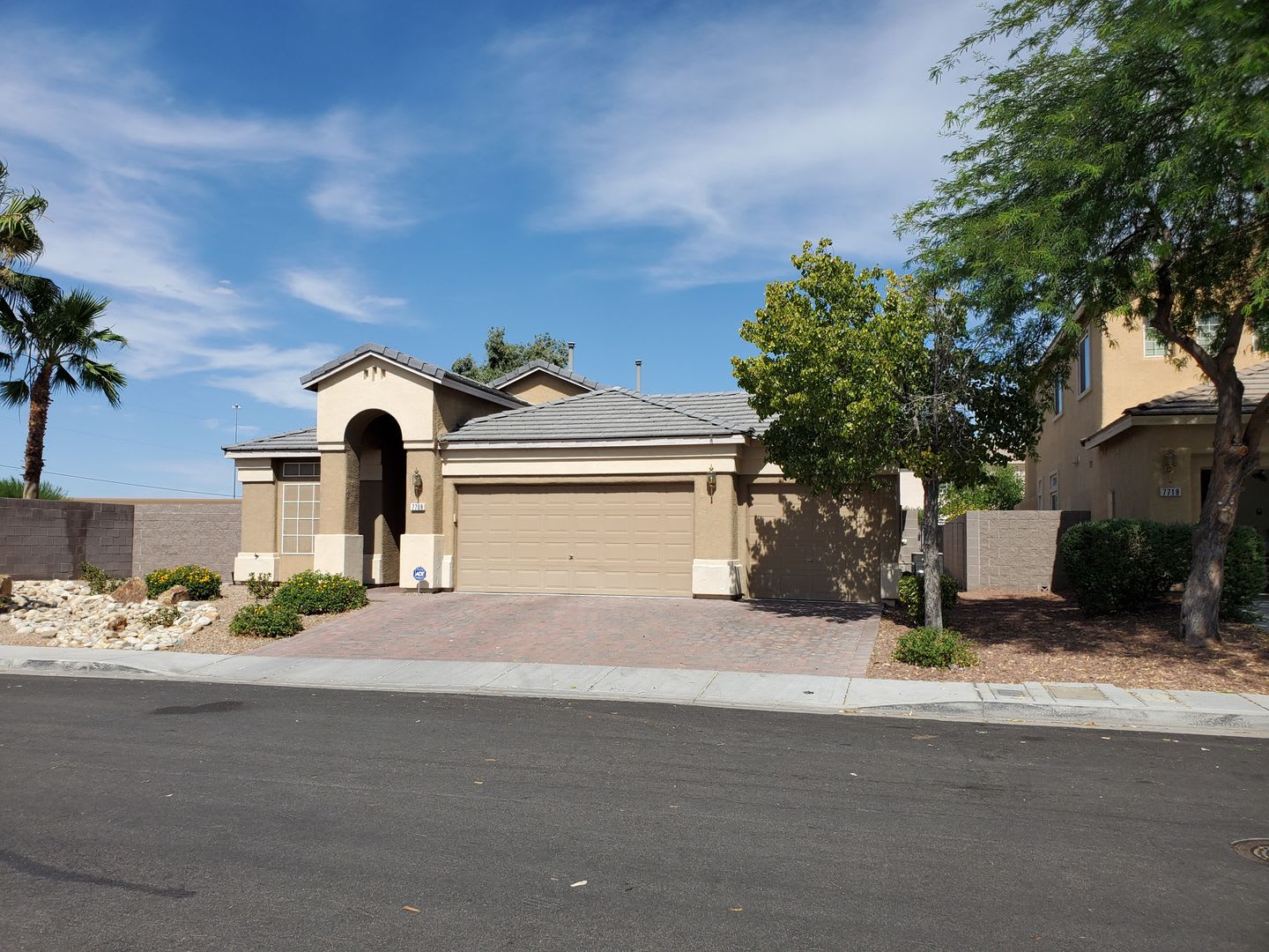 Awesome 3 Bedroom 2 Bathroom 1 Story Home Come See This Beauty Today – photo 1