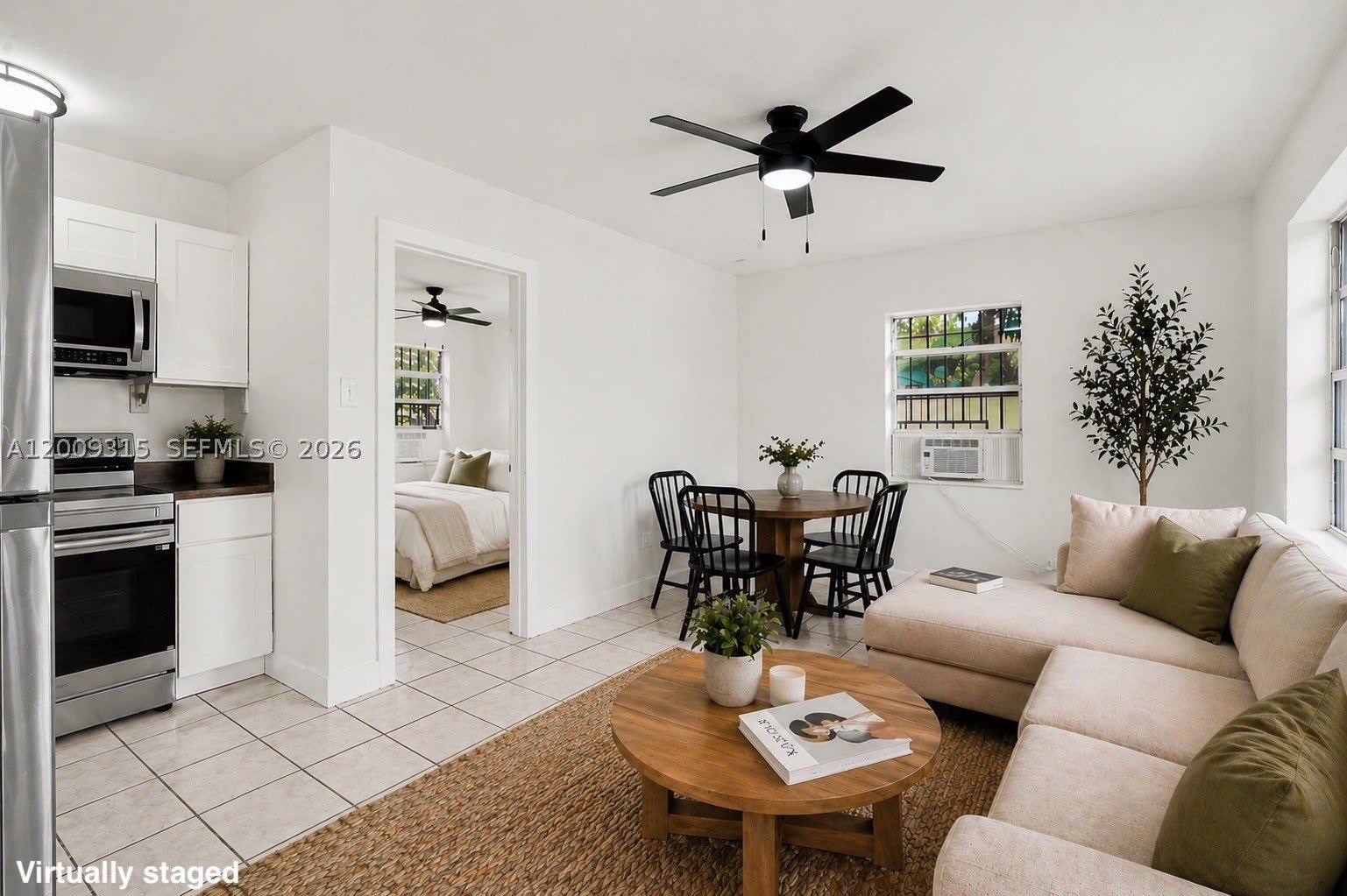 105 NW 7th Ave – photo 1