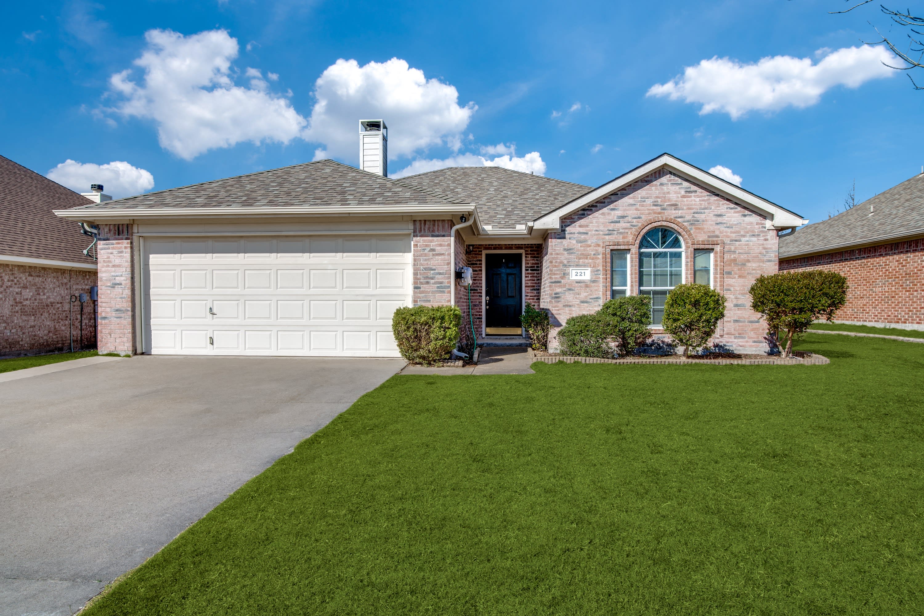 221 Rustic Grove Lane – photo 1