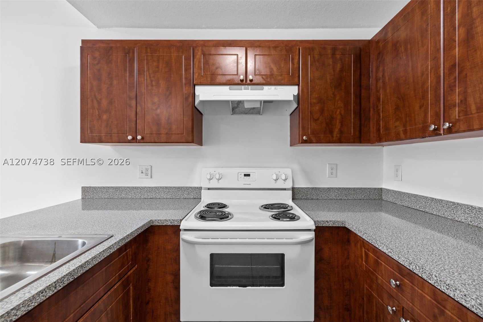 2429 W 78th St – photo 1