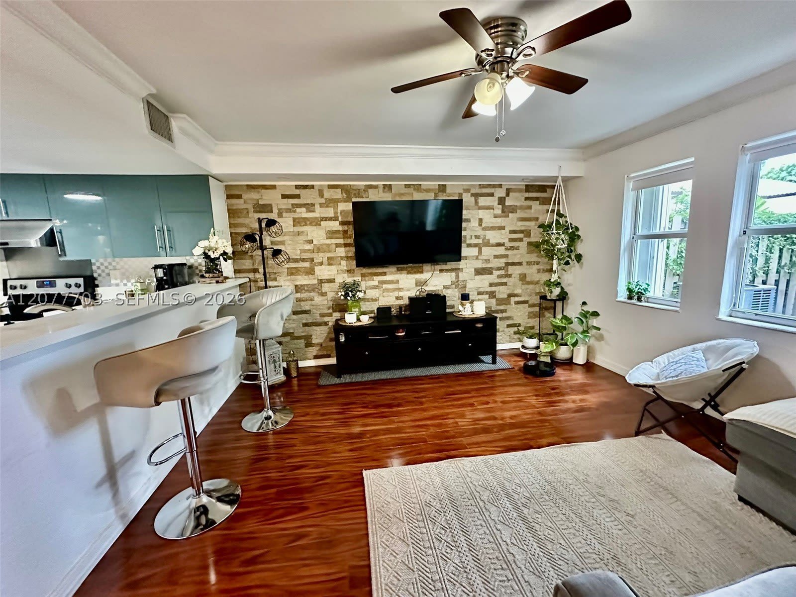 10901 NW 88th Ter – photo 1