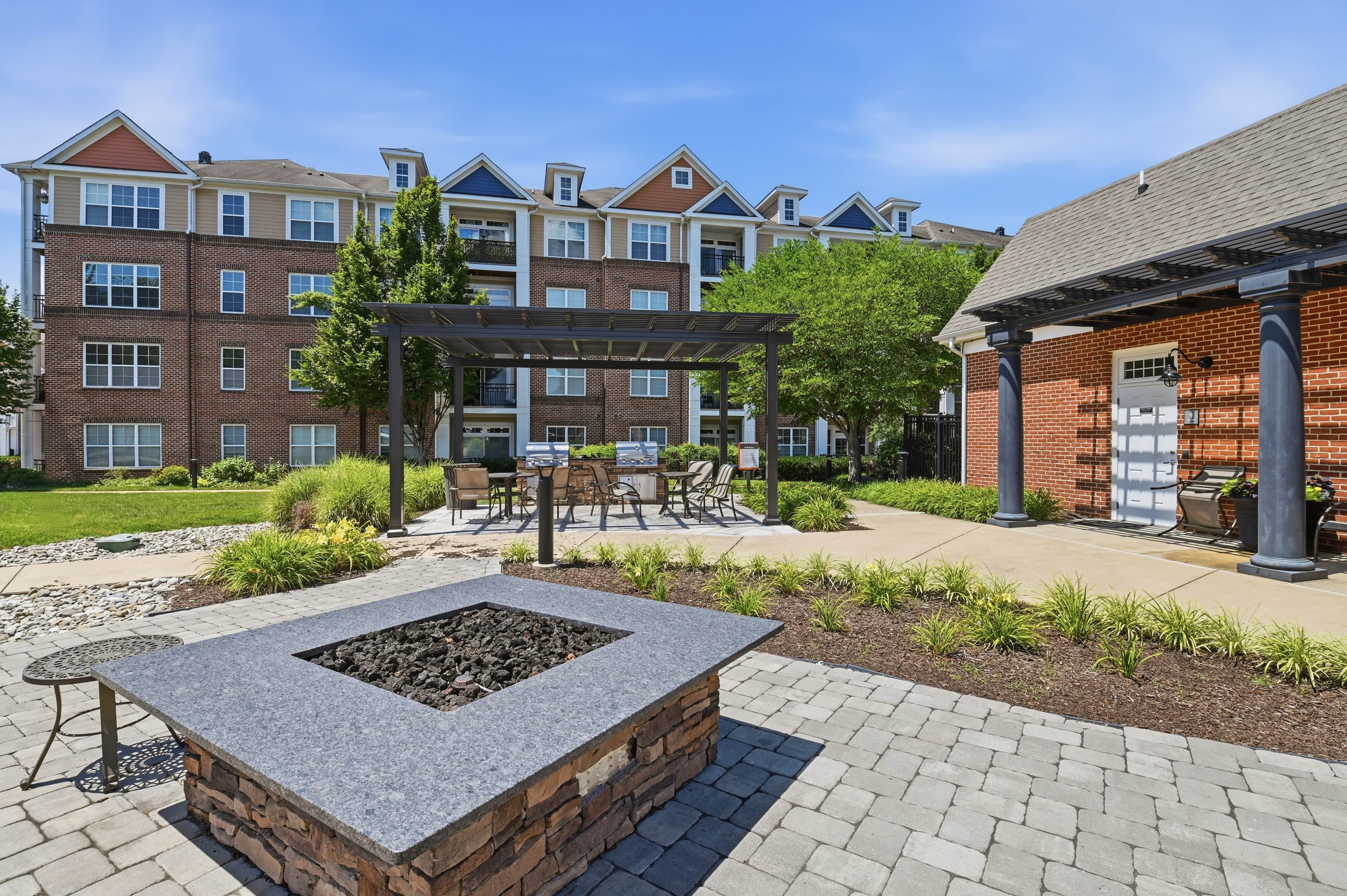 621 Cobblestone Blvd – photo 1