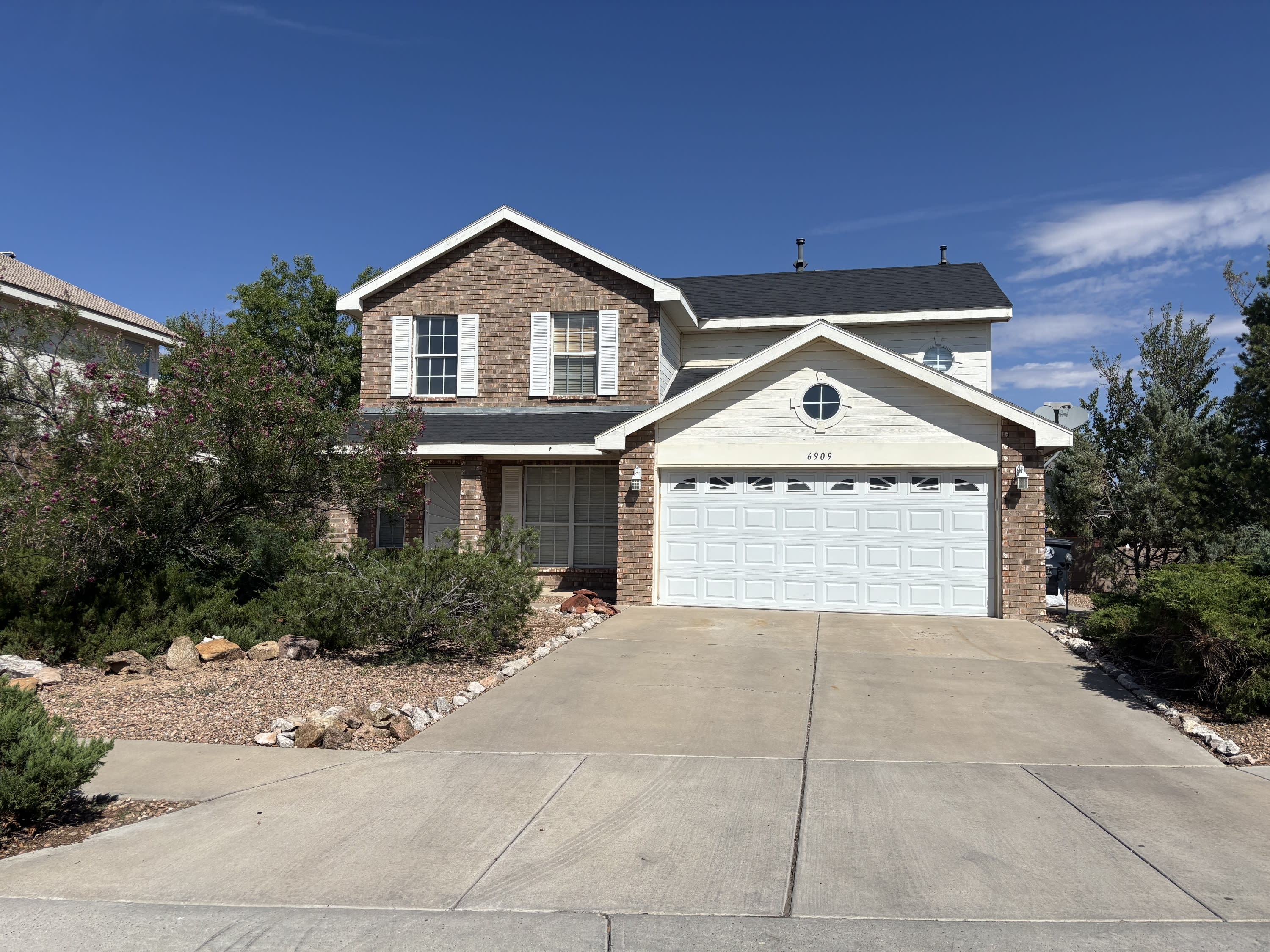 6909 Hartford Place Northwest – photo 1