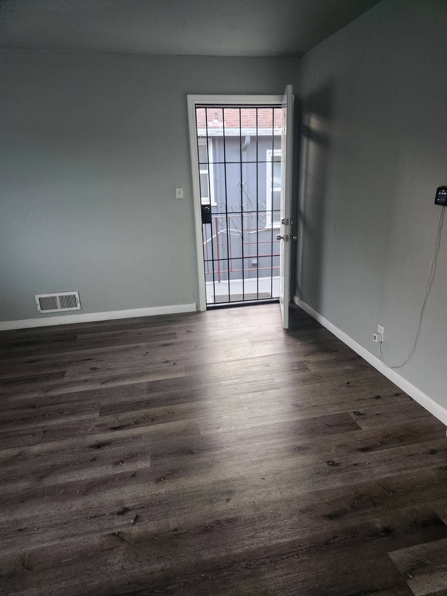2015 82nd Avenue – photo 1