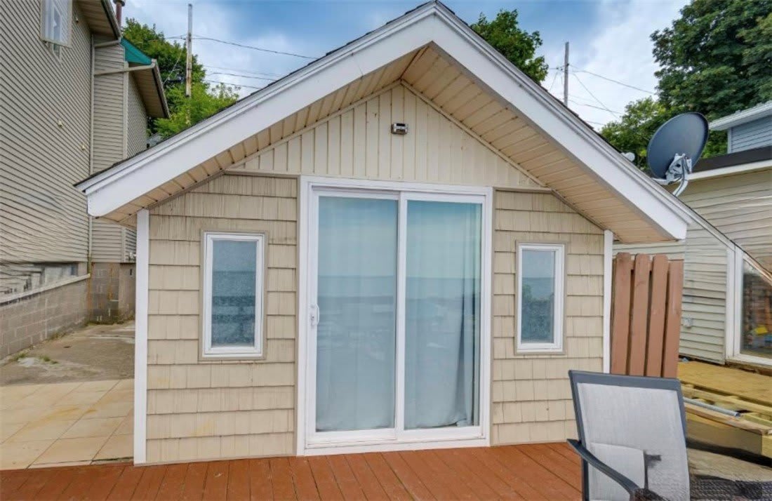 182 Lake Bluff Rd – photo 1 of 18
