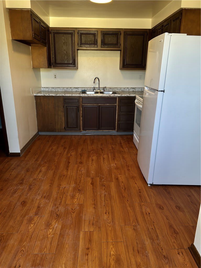 135 Union St – photo 1 of 6