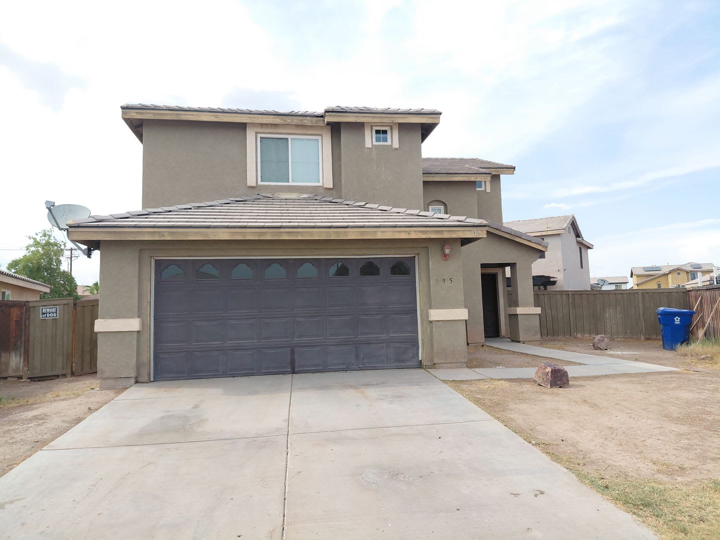 Spacious 4Bd 3Ba Home With Large Backyard In Imperial – photo 1 of 22