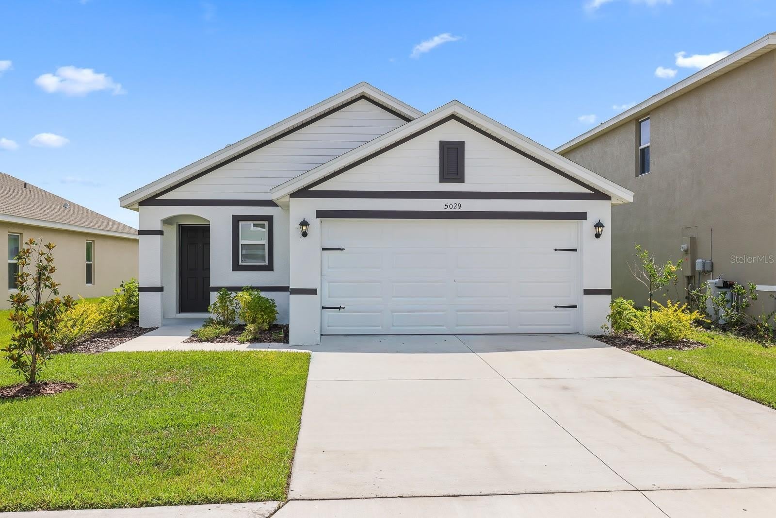 5029 Rocky Coast Place – photo 1