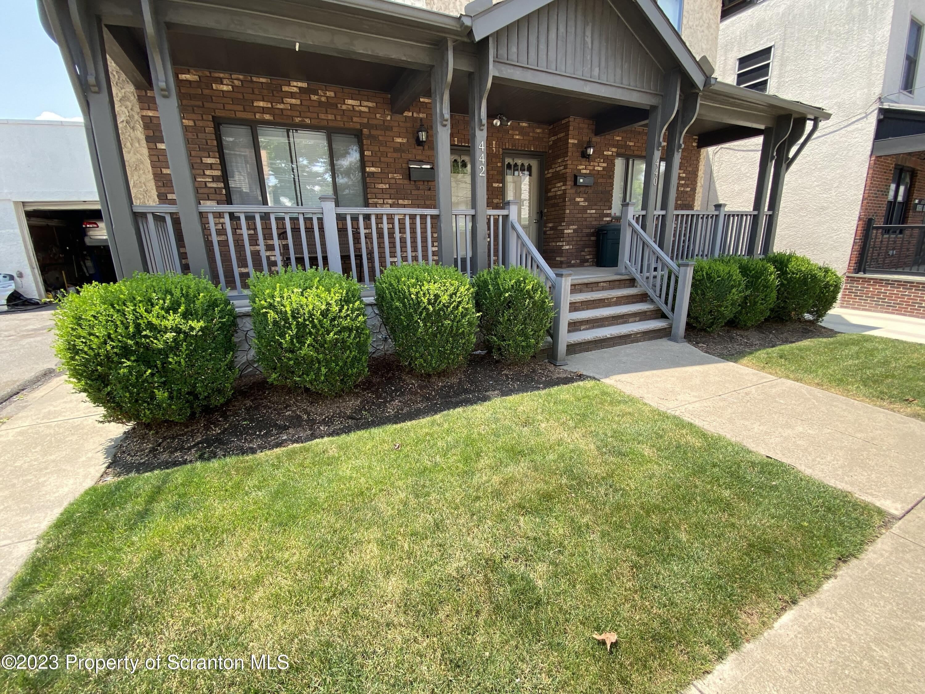 440 Larch Street – photo 1