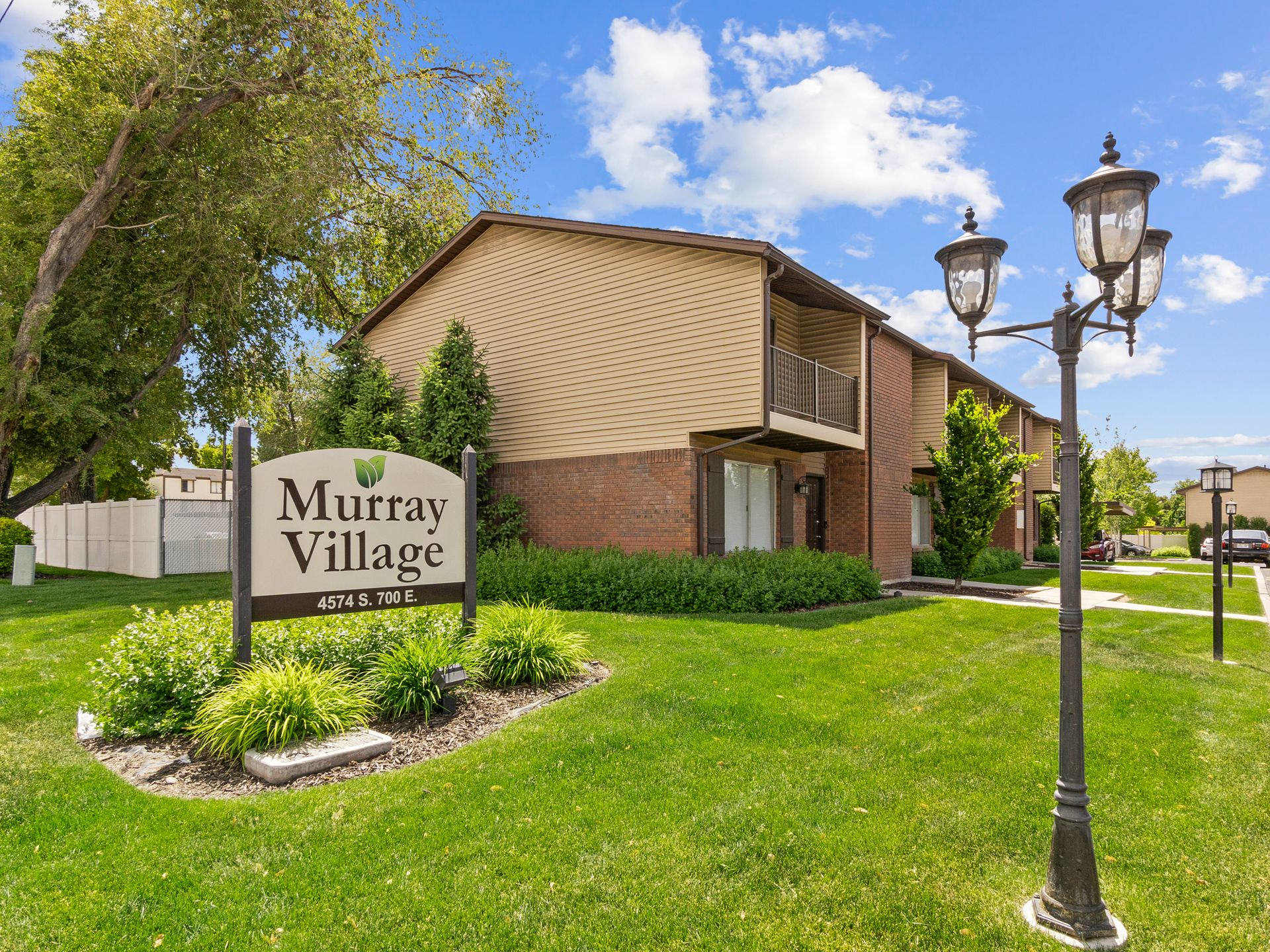 Murray Village – photo 1 of 660