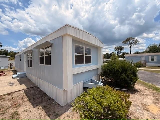 6407 SE 108th Street – photo 1 of 13