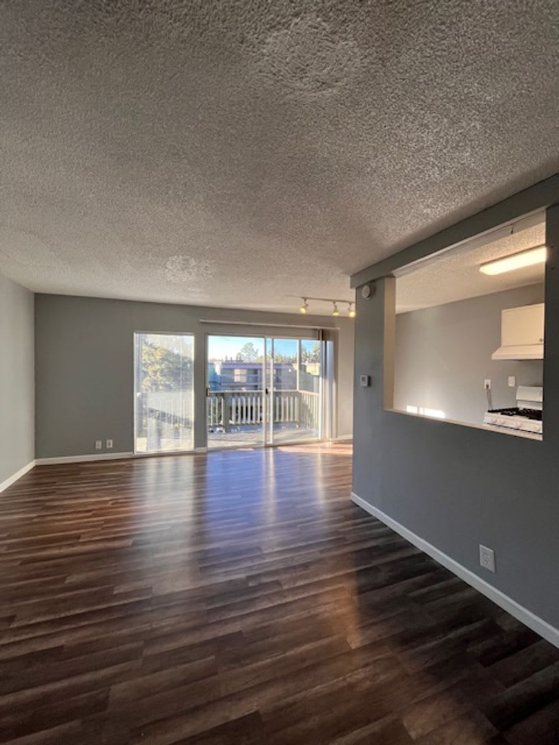 Affordable Living At Aspen Grove Apartments – photo 1 of 6
