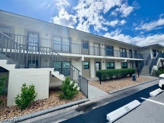 16805 Davis Road – photo 1 of 16