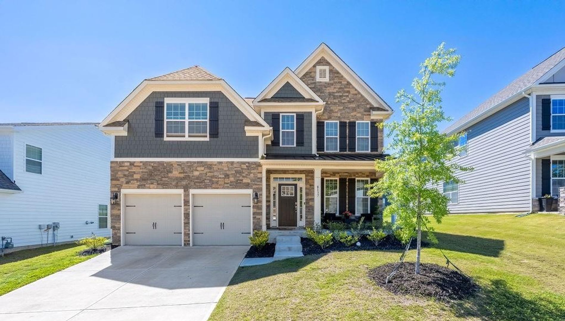 Beautiful Spacious home in Denver! – photo 1 of 30