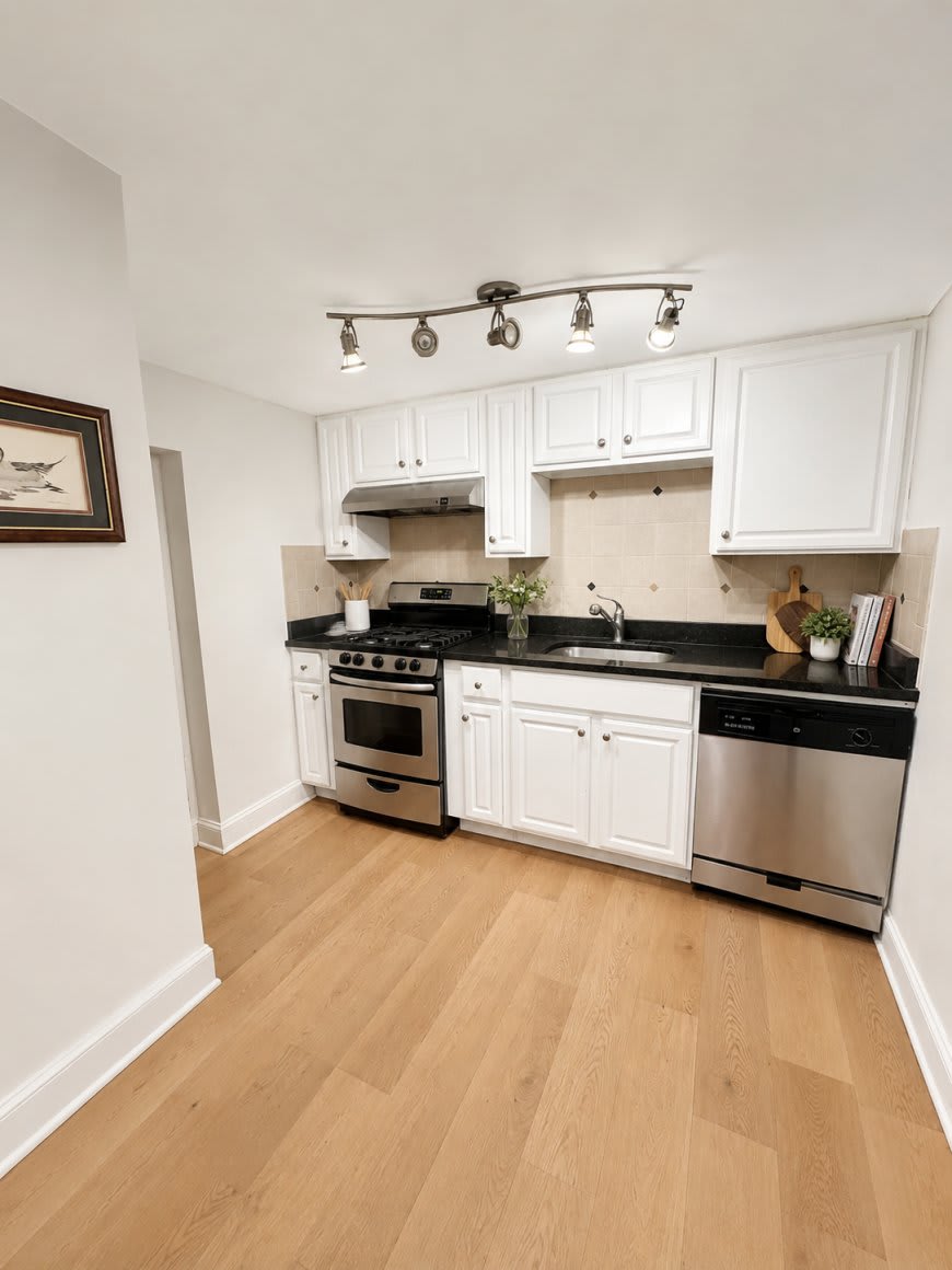 192 Central St – photo 1