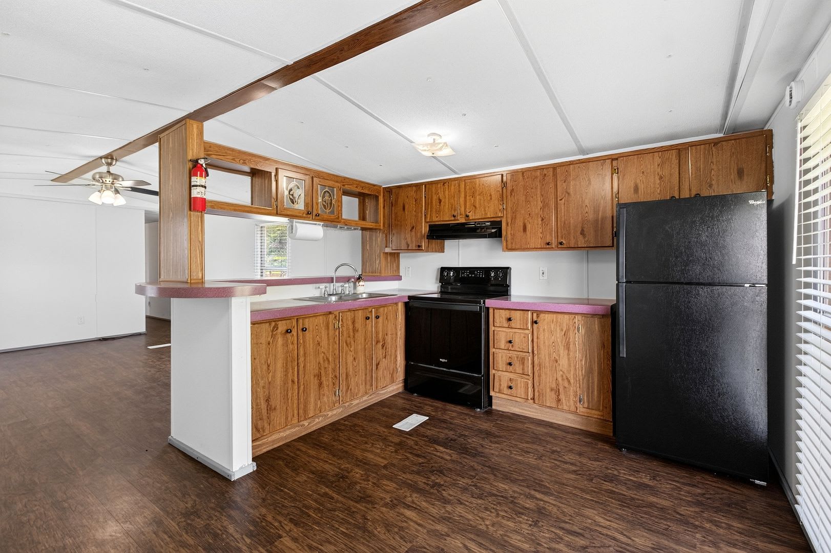 7853 Grasshopper Rd – photo 1 of 258
