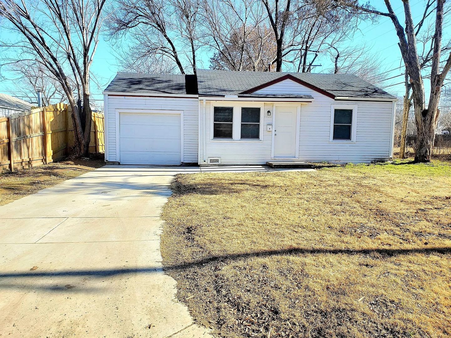 COMING SOON 2 bed, 1 bath in South Wichita – photo 1