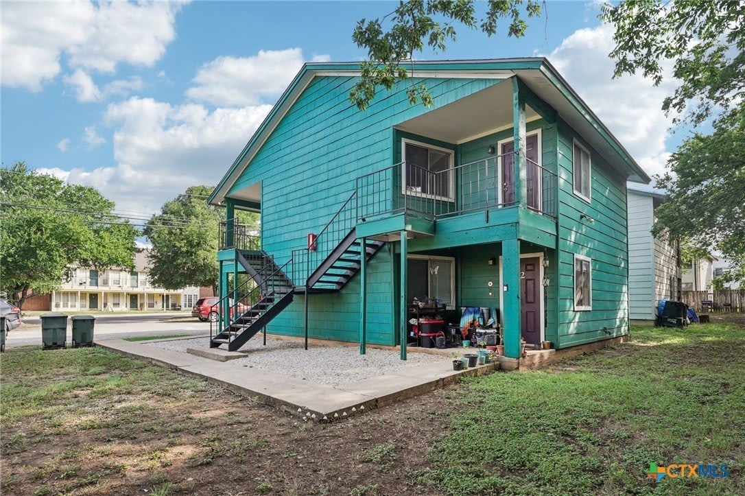 1634 Post Road – photo 1