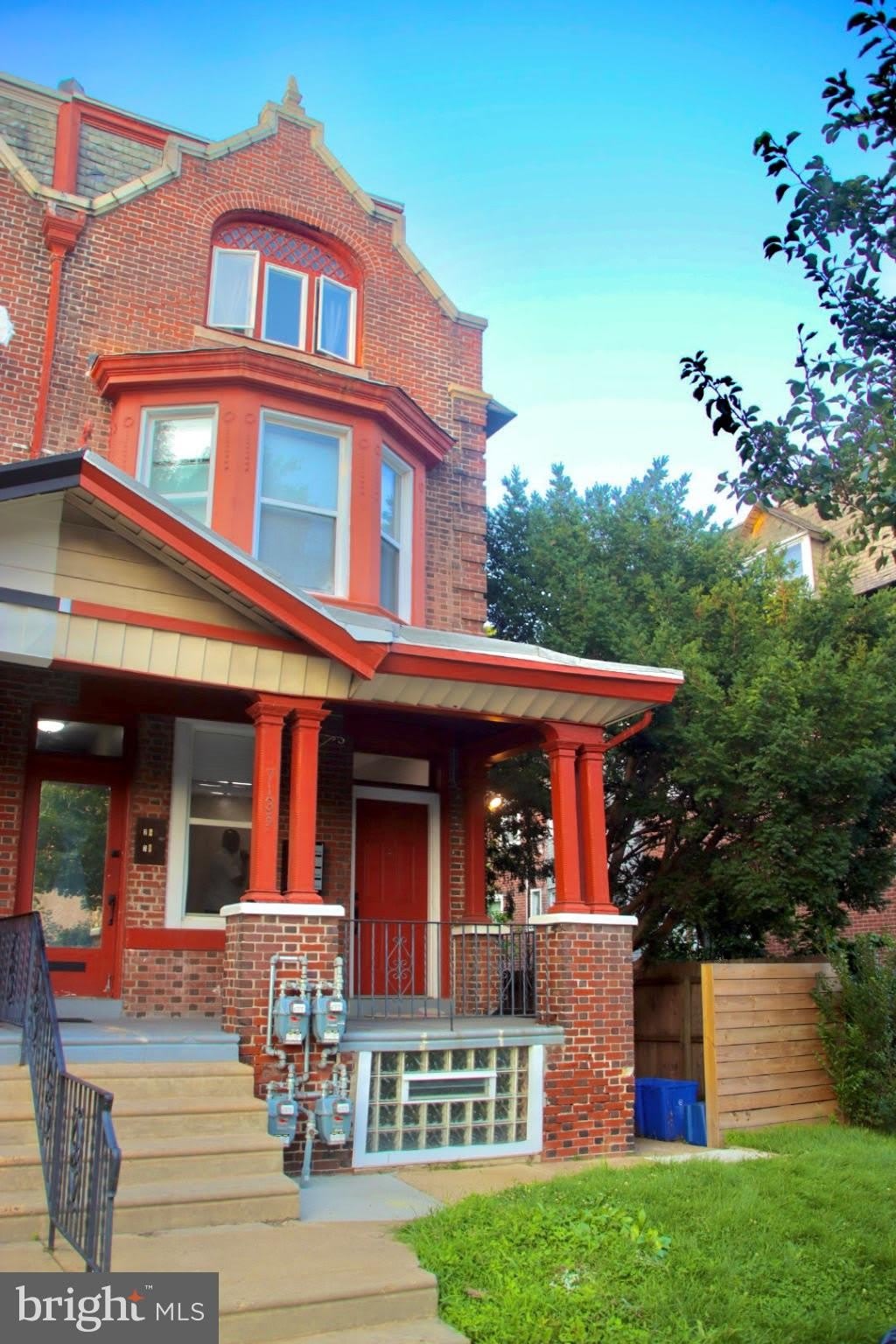 7135 CHEW Avenue – photo 1